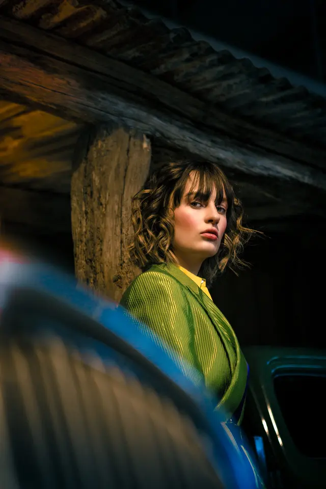 7Hues Editorial Drive, photo 4 by Olivier Hero Dressen