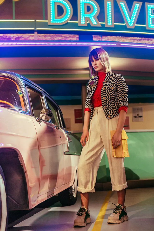 7Hues Editorial Drive, photo 5 by Olivier Hero Dressen