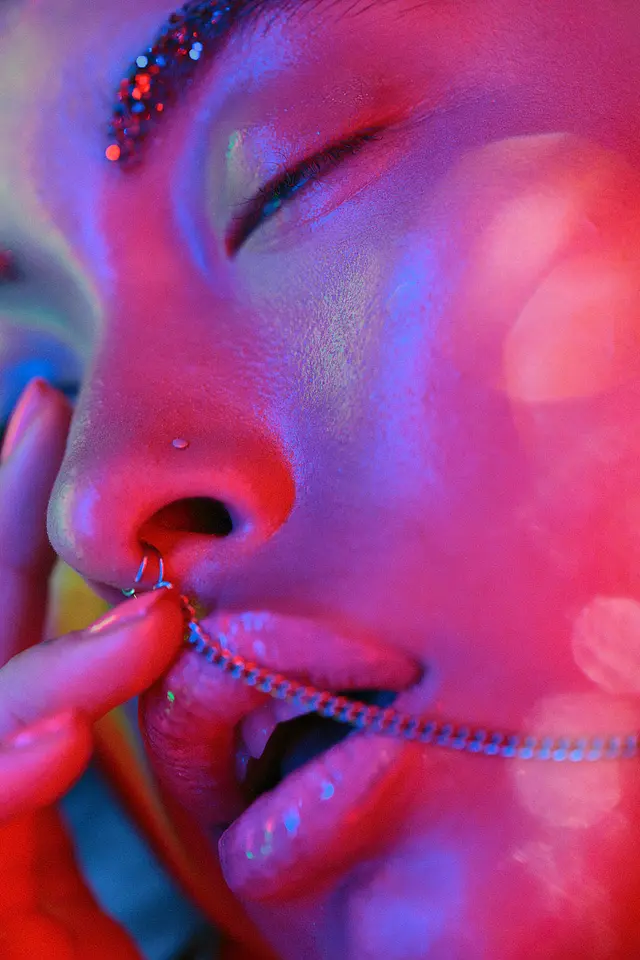Editorial Skindrop, photo 12 by Olivier Hero Dressen