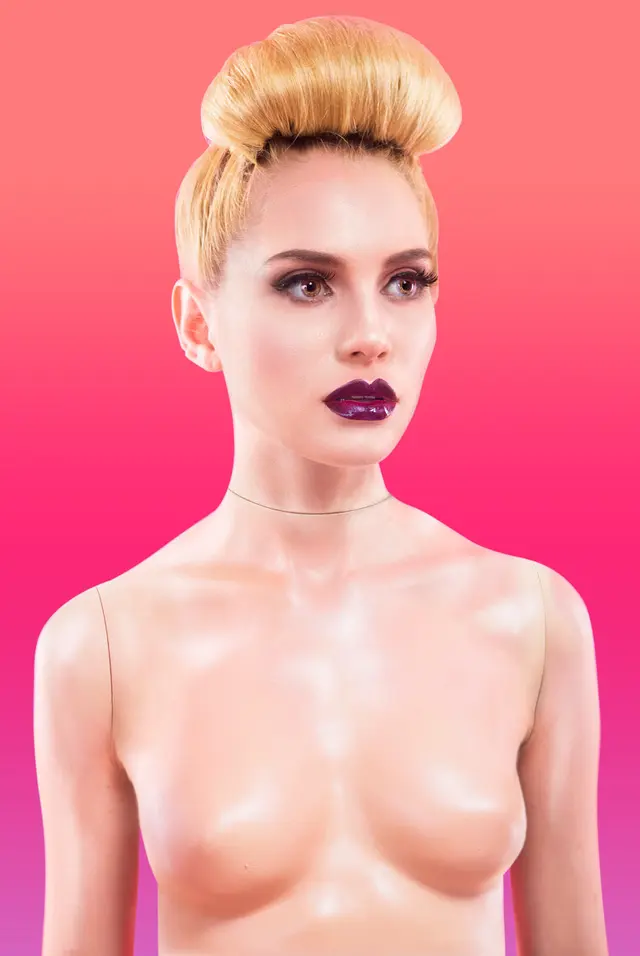 Girl Perfected, photo 3 by Olivier Hero Dressen