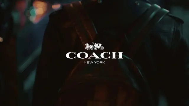 Commercial Coach "Missing", still 5