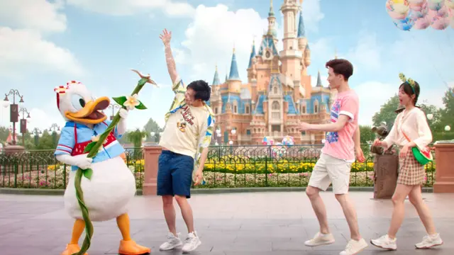 Disney Resort "Summer Campaign", still 1