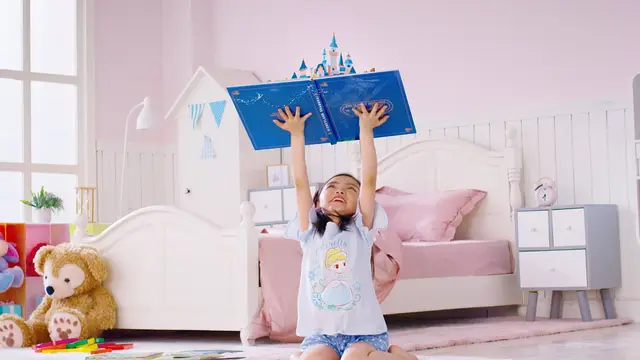 Disney Resort "Summer Campaign", still 6