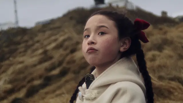 Kite, still 10