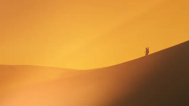 Maxvenn "Harmonica Sunrise", still 8