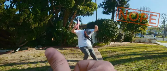 Music Video Caballero & JeanJass "Clonez-moi", still 3