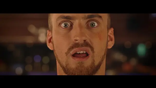 Music Video Frades and Sika "Autour D'un verre", still 11